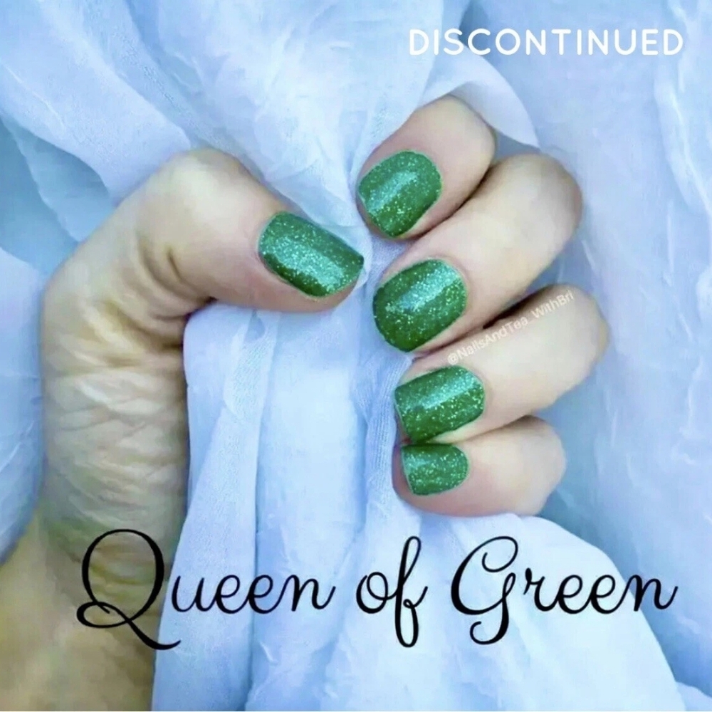 Queen of Green Colorstreet
